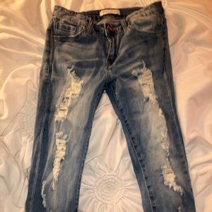 Skinny ripped jeans